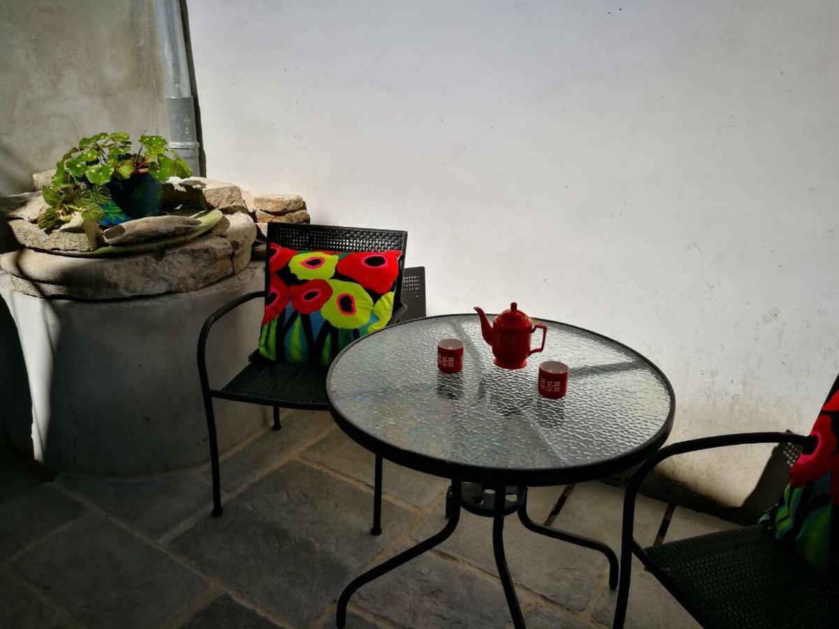Cres Art Studio Lime Apartment Dış mekan fotoğraf